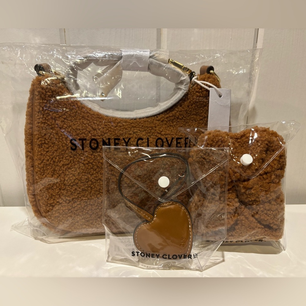 Stoney Clover Lane Curved Crossbody Bag Heart Locket Bag Charm Teddy Sherpa Set